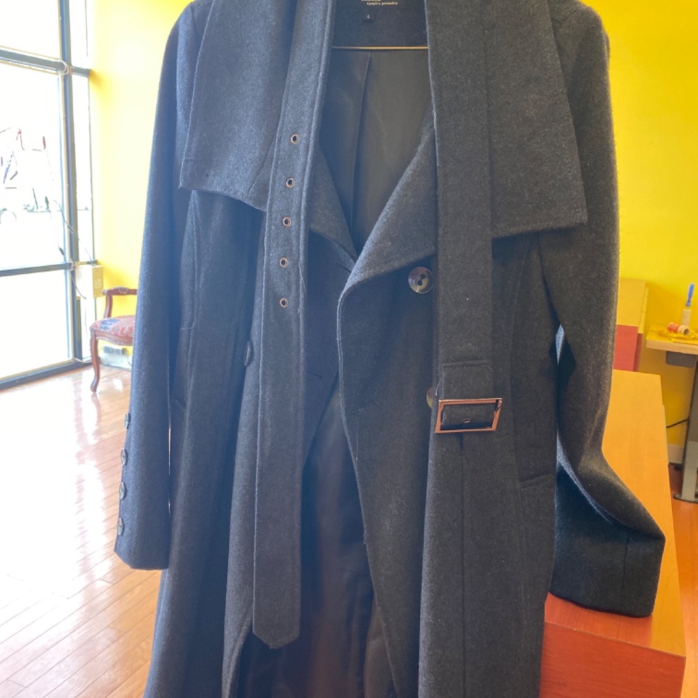 Coat - Picture 2 of 3